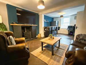 Photo 7- click for photo gallery